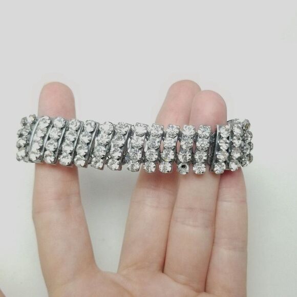 Vintage Rhinestone Expansion Stetch Bracelet, Silver Tone, Missing Stones - Picture 3 of 8